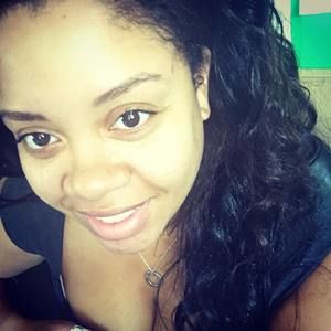 Meet your Posher, Alexis